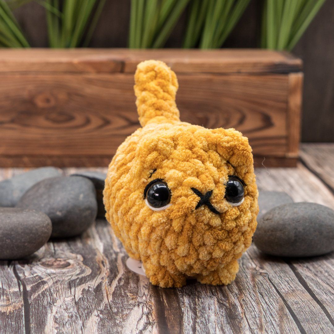 Goldie Puff Cat plushie