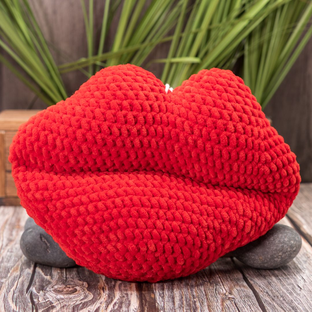 Pucker Up Pillow (Lips) plushie